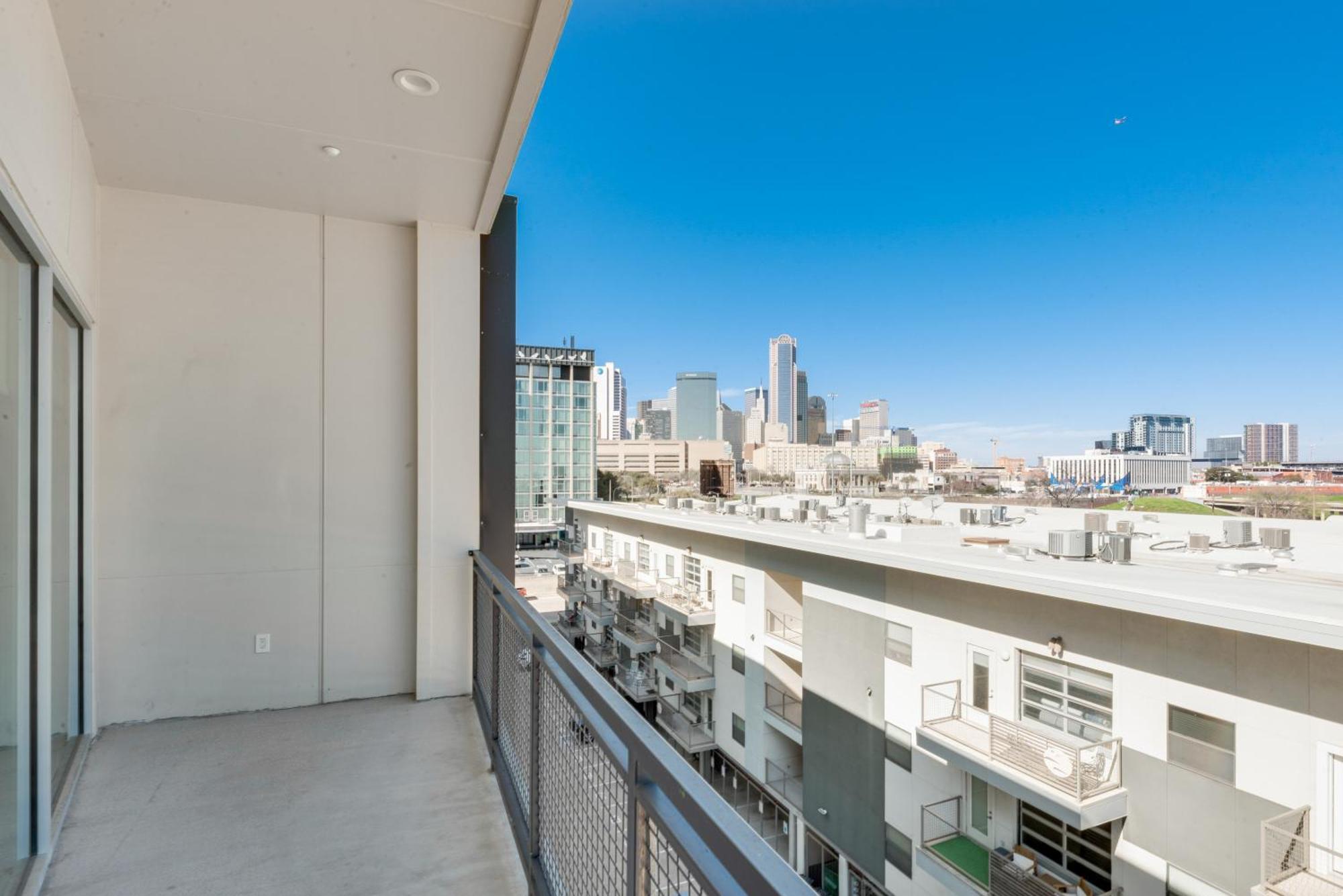 Snappy Loft Style 2Br I Gym I Parking I Workspace Dallas Luaran gambar